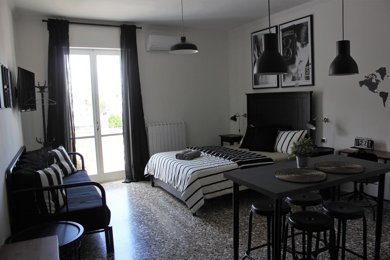 Wanderlust B And B Lecce Luaran gambar